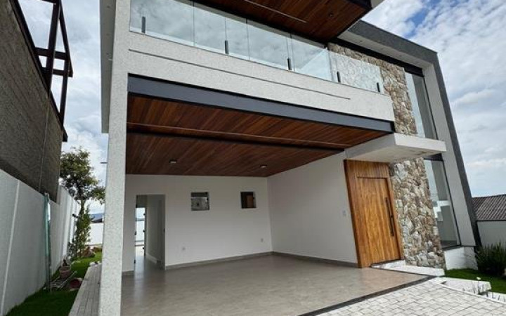 Casa Alto Padro